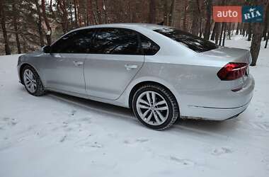 Седан Volkswagen Passat 2018 в Луцке