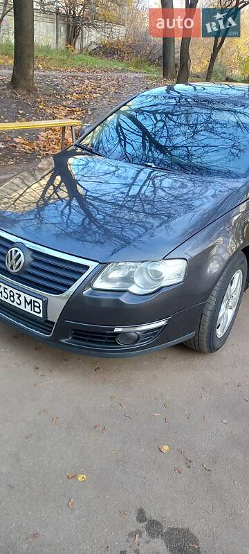 Седан Volkswagen Passat 2007 в Харкові