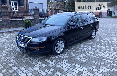 Универсал Volkswagen Passat 2006 в Ровно