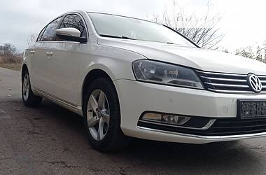 Седан Volkswagen Passat 2013 в Кропивницком