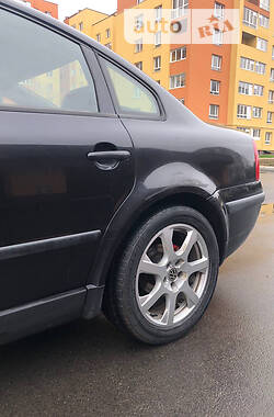 Седан Volkswagen Passat 1998 в Тернополі