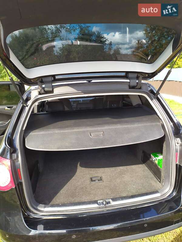 Універсал Volkswagen Passat 2008 в Рокитному