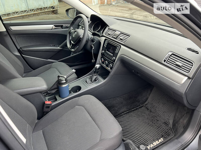 Седан Volkswagen Passat 2018 в Киеве фото 31 Седан Volkswagen Passat 2018 в Киеве