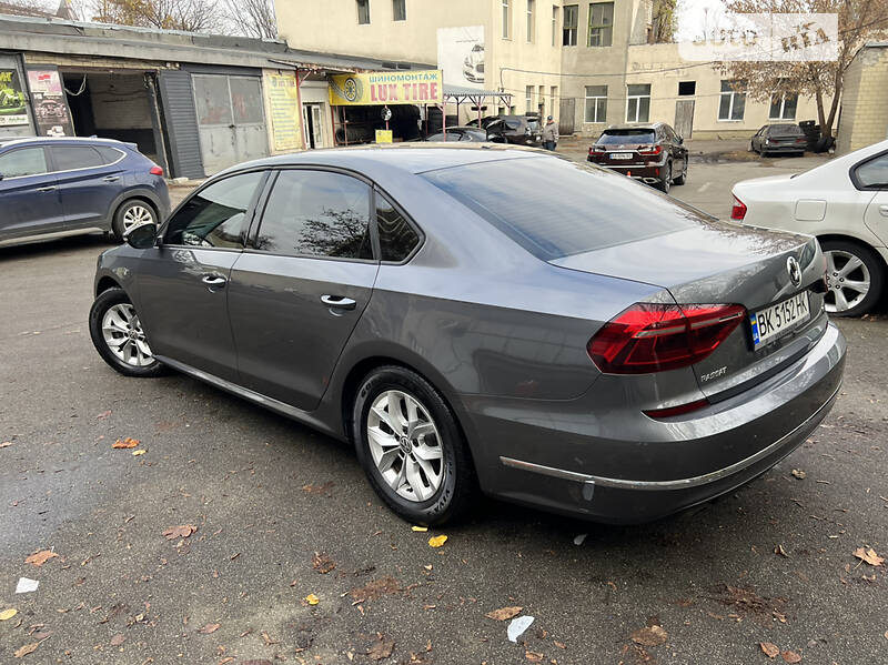 Седан Volkswagen Passat 2018 в Киеве фото 38 Седан Volkswagen Passat 2018 в Киеве
