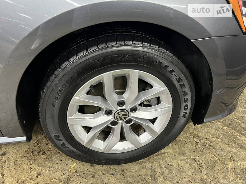 Седан Volkswagen Passat 2018 в Киеве фото 43 Седан Volkswagen Passat 2018 в Киеве