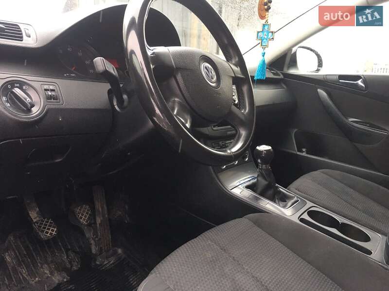 Седан Volkswagen Passat 2007 в Івано-Франківську
