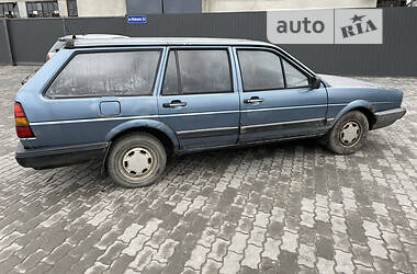 Универсал Volkswagen Passat 1987 в Ивано-Франковске