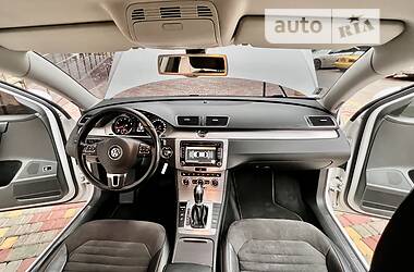 Седан Volkswagen Passat 2013 в 