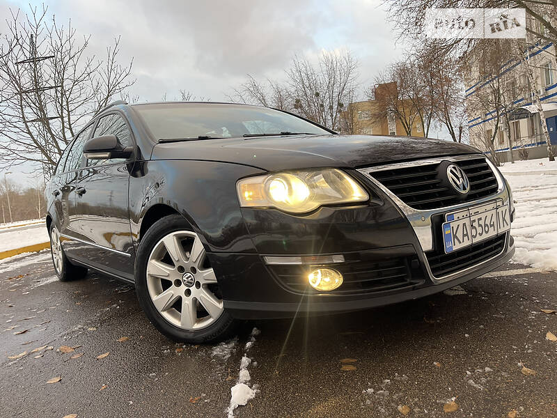 Универсал Volkswagen Passat 2006 в Киеве