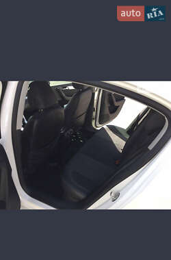 Седан Volkswagen Passat 2012 в 
