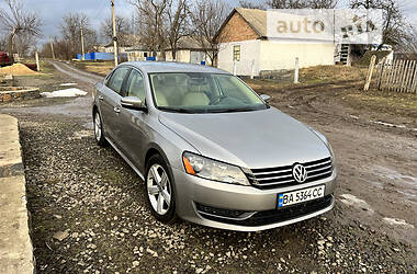 Седан Volkswagen Passat 2013 в Кропивницком