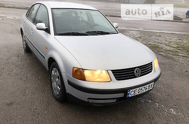 Седан Volkswagen Passat 1999 в Черновцах