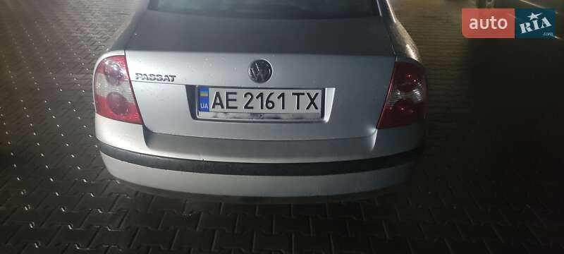 Volkswagen Passat 2003