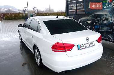 Седан Volkswagen Passat 2012 в Иршаве