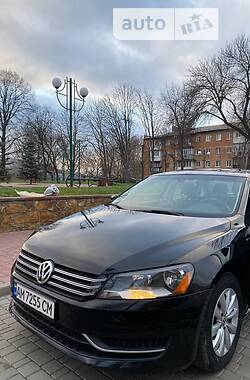 Седан Volkswagen Passat 2014 в Звягелі