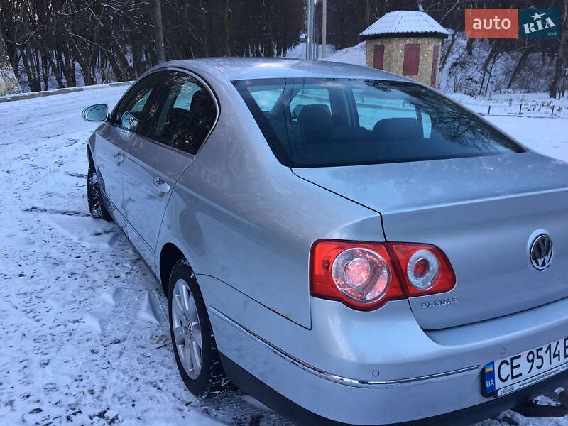 Седан Volkswagen Passat 2010 в Черновцах