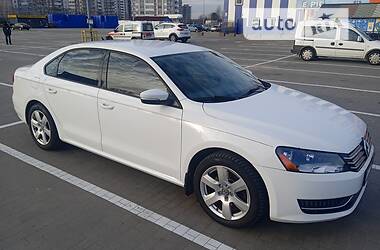 Седан Volkswagen Passat 2012 в Броварах