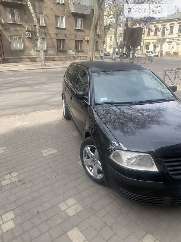 Универсал Volkswagen Passat 2003 в Одессе