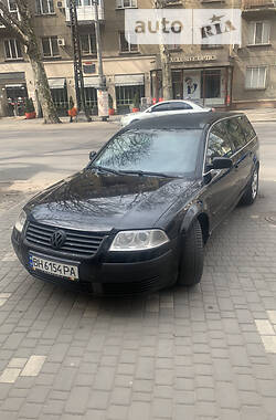 Универсал Volkswagen Passat 2003 в Одессе