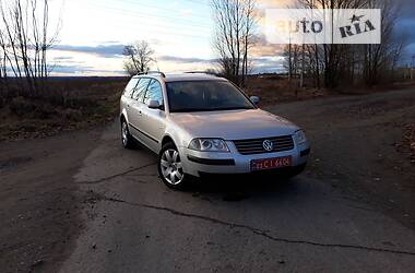 Універсал Volkswagen Passat 2002 в Вишгороді