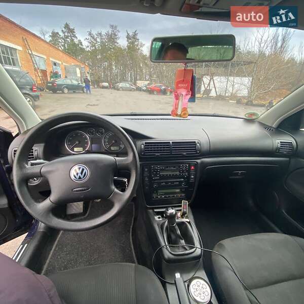 Універсал Volkswagen Passat 2002 в Літині