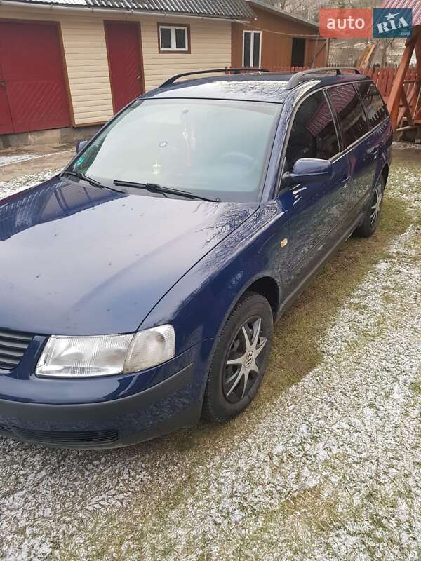Універсал Volkswagen Passat 1999 в Путилі