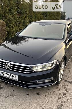 Седан Volkswagen Passat 2016 в Виноградове