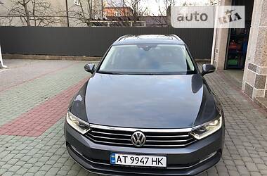 Универсал Volkswagen Passat 2016 в Рожнятове