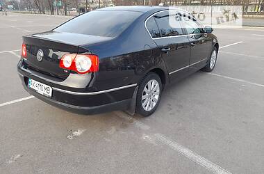 Седан Volkswagen Passat 2010 в Ирпене