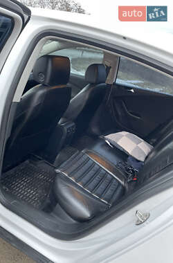 Седан Volkswagen Passat 2008 в Кропивницком