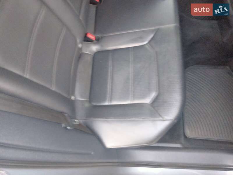 Седан Volkswagen Passat 2014 в Ізмаїлі
