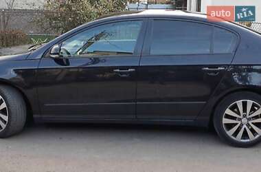 Седан Volkswagen Passat 2009 в Львове