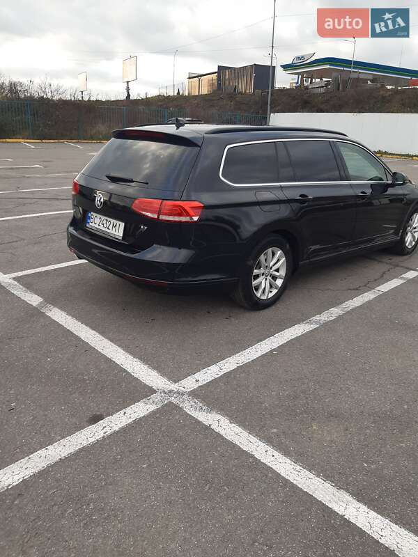 Универсал Volkswagen Passat 2016 в Ужгороде