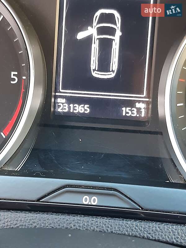 Универсал Volkswagen Passat 2016 в Ужгороде