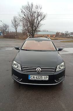 Універсал Volkswagen Passat 2011 в Черкасах