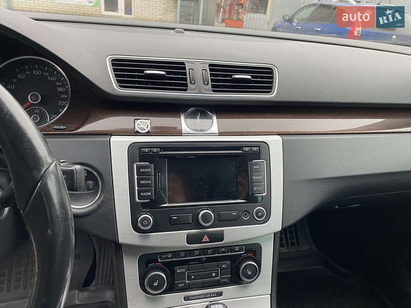 Седан Volkswagen Passat 2011 в Вінниці
