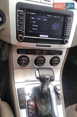 Седан Volkswagen Passat 2008 в 