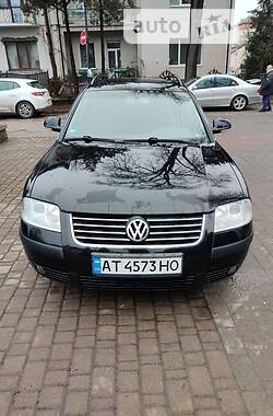 Універсал Volkswagen Passat 2004 в Івано-Франківську