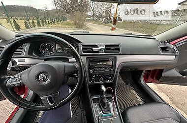 Седан Volkswagen Passat 2014 в Прилуках