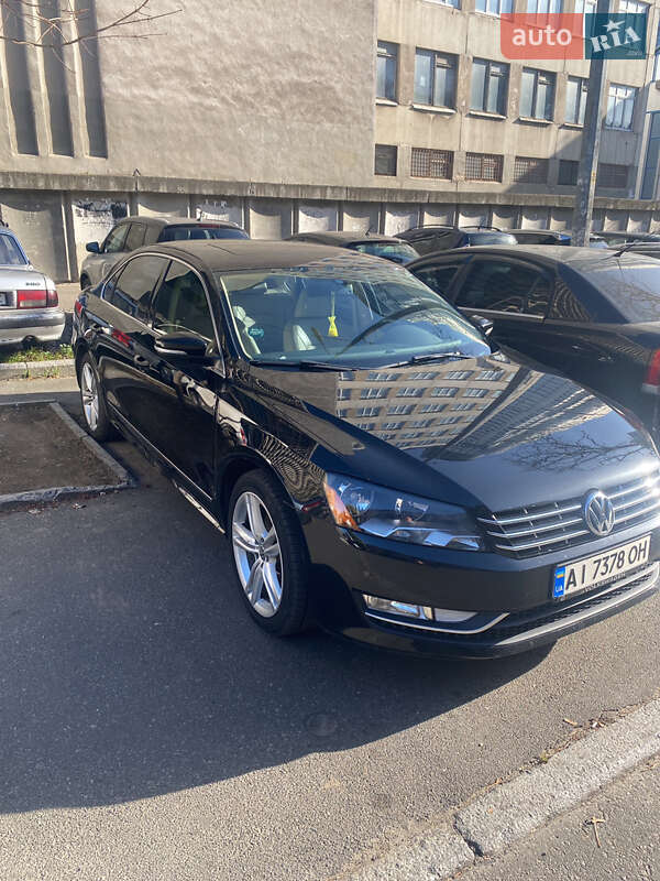 Седан Volkswagen Passat 2015 в Мироновке фото 11 Седан Volkswagen Passat 2015 в Мироновке