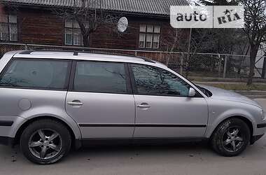 Универсал Volkswagen Passat 2000 в Луцке