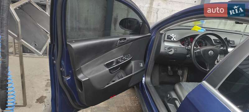 Універсал Volkswagen Passat 2008 в Хмельницькому