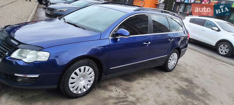 Універсал Volkswagen Passat 2008 в Хмельницькому