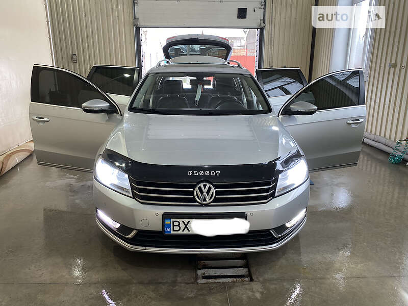 Універсал Volkswagen Passat 2014 в Шепетівці