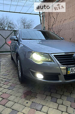 Седан Volkswagen Passat 2010 в Мукачево