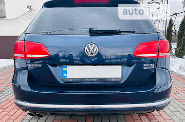 Универсал Volkswagen Passat 2013 в Хусте