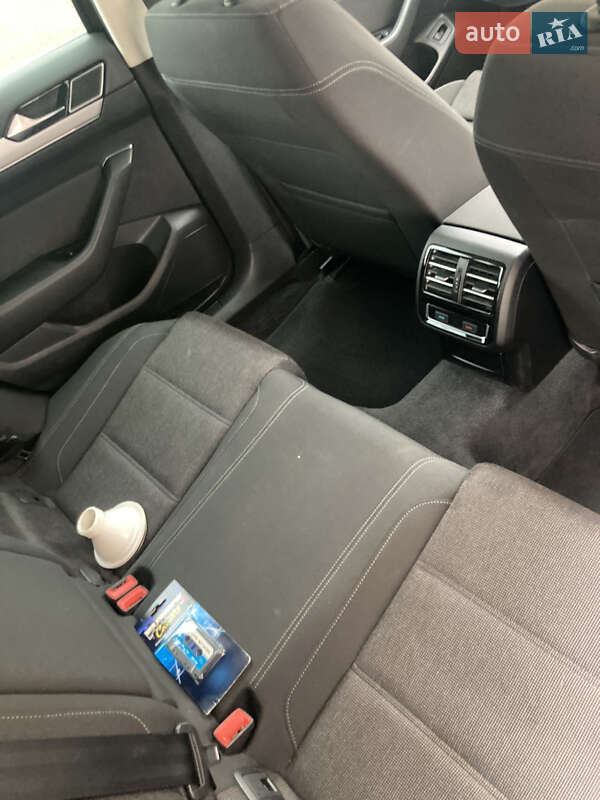 Універсал Volkswagen Passat 2015 в Кривому Розі