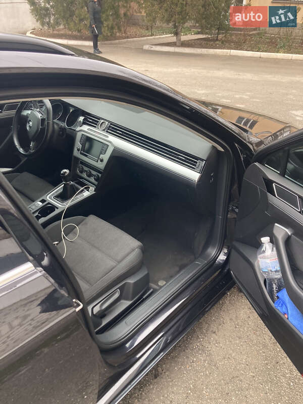 Універсал Volkswagen Passat 2015 в Кривому Розі