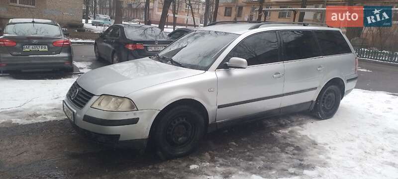 Універсал Volkswagen Passat 2002 в Дніпрі