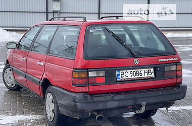 Універсал Volkswagen Passat 1989 в Луцьку